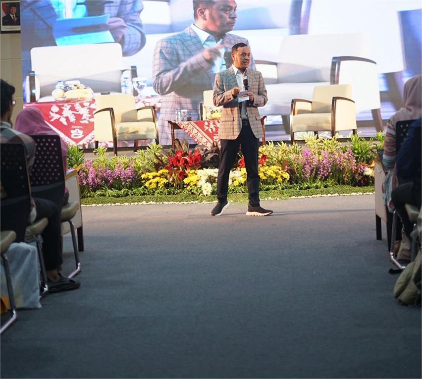 Seminar Literasi Kebangsaan: Buku Jadi Sarana Penanaman Nilai 4 Pilar di Masyarakat Sampang