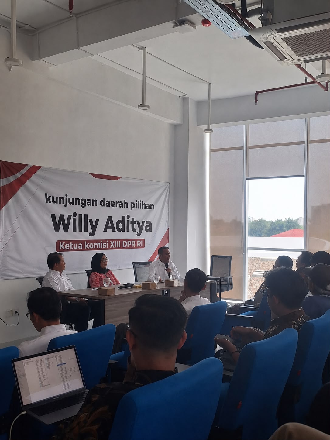 Willy Aditya Serap Aspirasi Petani dan Peternak Sampang, Dorong Penguatan Ekonomi Daerah